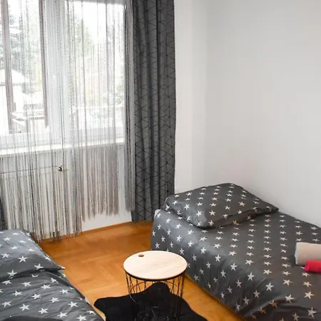 Goscinnie - Jagodowa