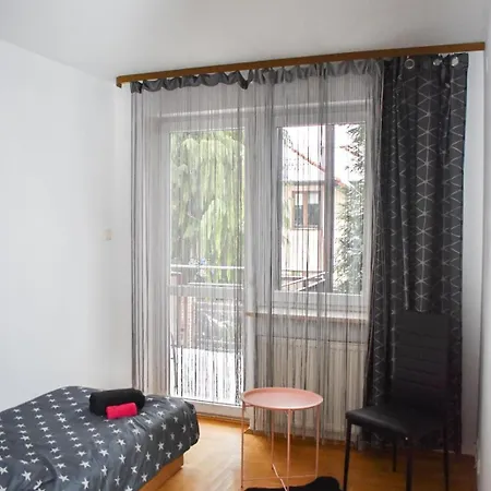 Goscinnie - Jagodowa *