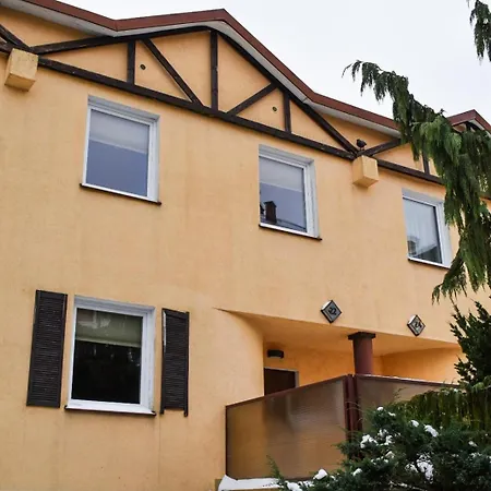 Goscinnie - Jagodowa *